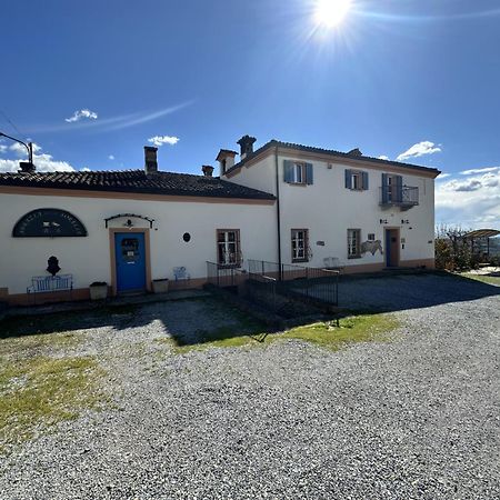 Abbazia Delle Sorelle Новело Екстериор снимка