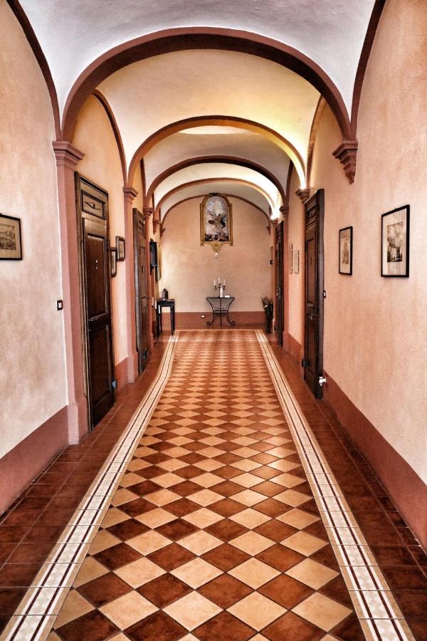 Abbazia Delle Sorelle Новело Екстериор снимка
